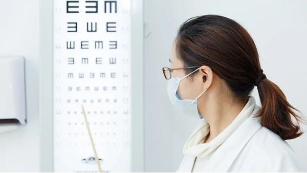 如何通過教室照明，做好青少年的近視防控？